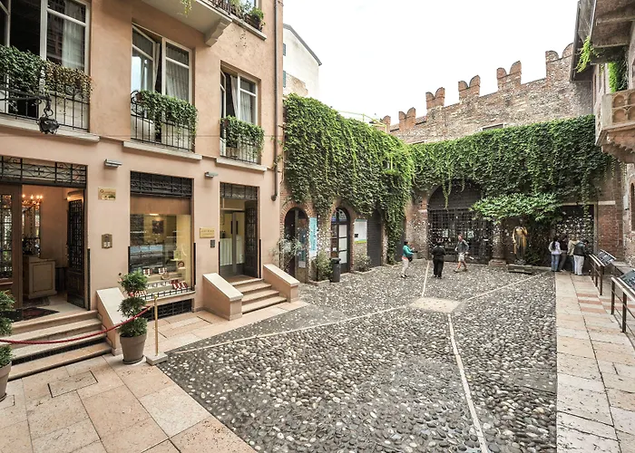 La Corte di Giulietta Verona